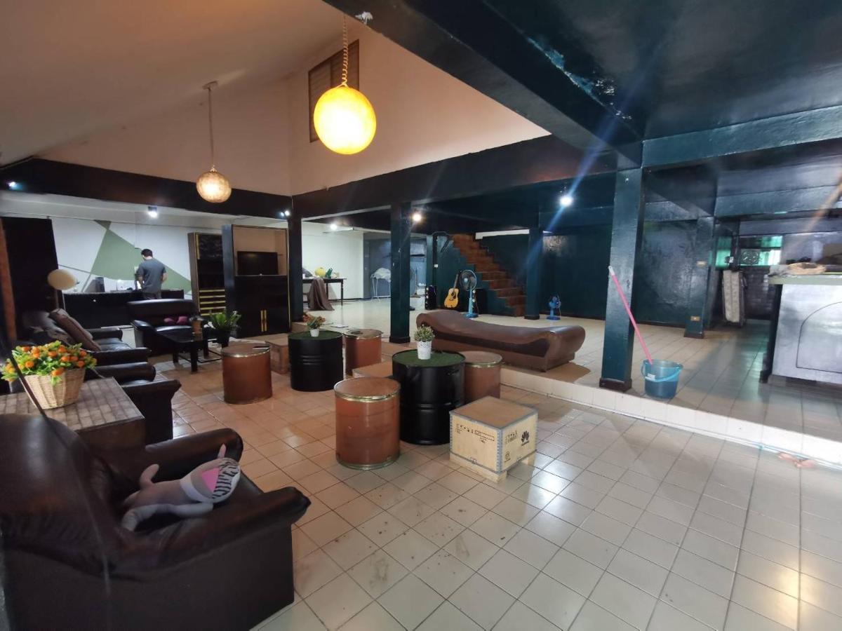 Hotel The Chiang Mai Walkers Esterno foto